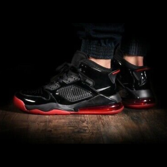 Jordan Other - 🔥Nike Men's Jordan 270 'Bred Basketball Shoes! 🔥